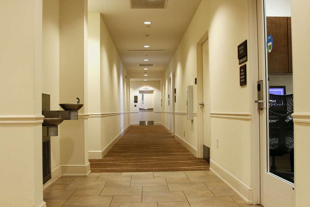 Hilton Garden Inn Kansas City/Kansas Facilități foto